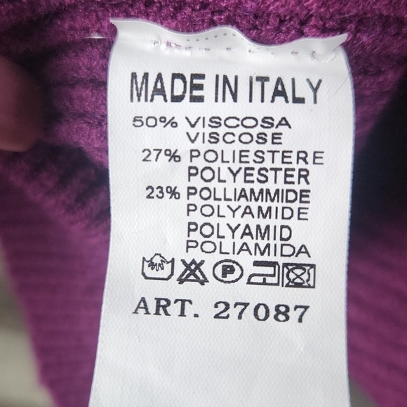 NWOT Apparis Purple Oversized 'Lorelai" sweater Size L (Defect) - Picture 8 of 12